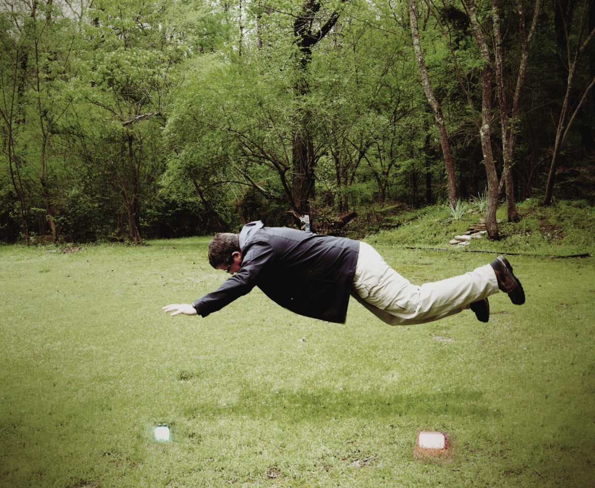 Photo Challenge Week 14. 2025: Levitation